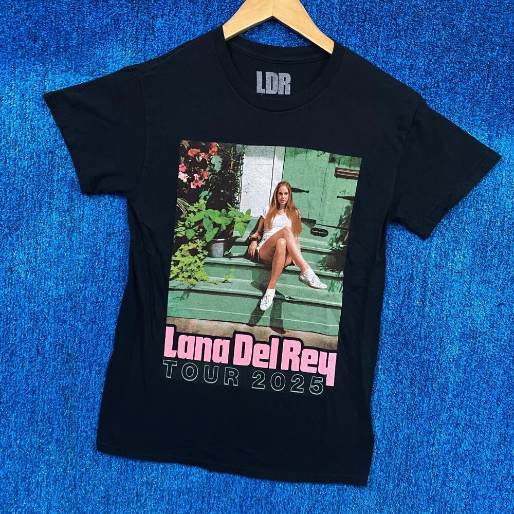 Lana Del Rey Tour 2025 T-shirt Size Small - Picture 3 of 5